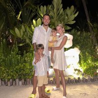 Melanie und Joselu gemeinsam mit den beiden Söhnen Leo und Lucas. Bild: Instagram/melaniecanizares