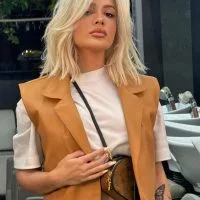 Bild: Instagram/karolinel