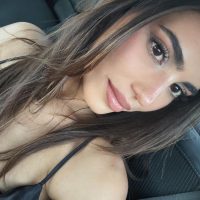 Sandra Garal postet ihr erstes Foto nach der Trennung von Paris Saint-Germain-Profi Marco Asensio mit glasigen und traurigen Augen.