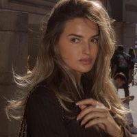 Sasha Attwood ist die Partnerin von Jack Grealish und arbeitet als Model.